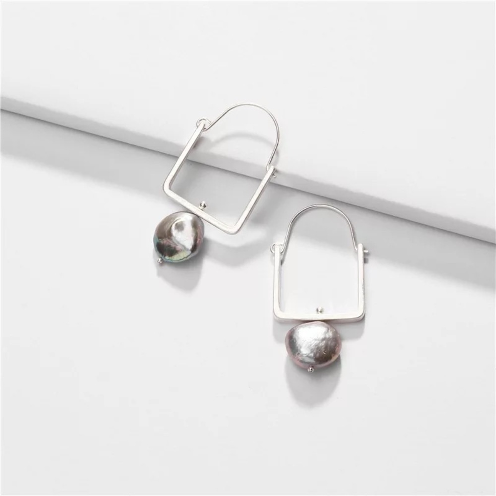 Square Earring w/ Fresh Water Pearl Pendant Charm